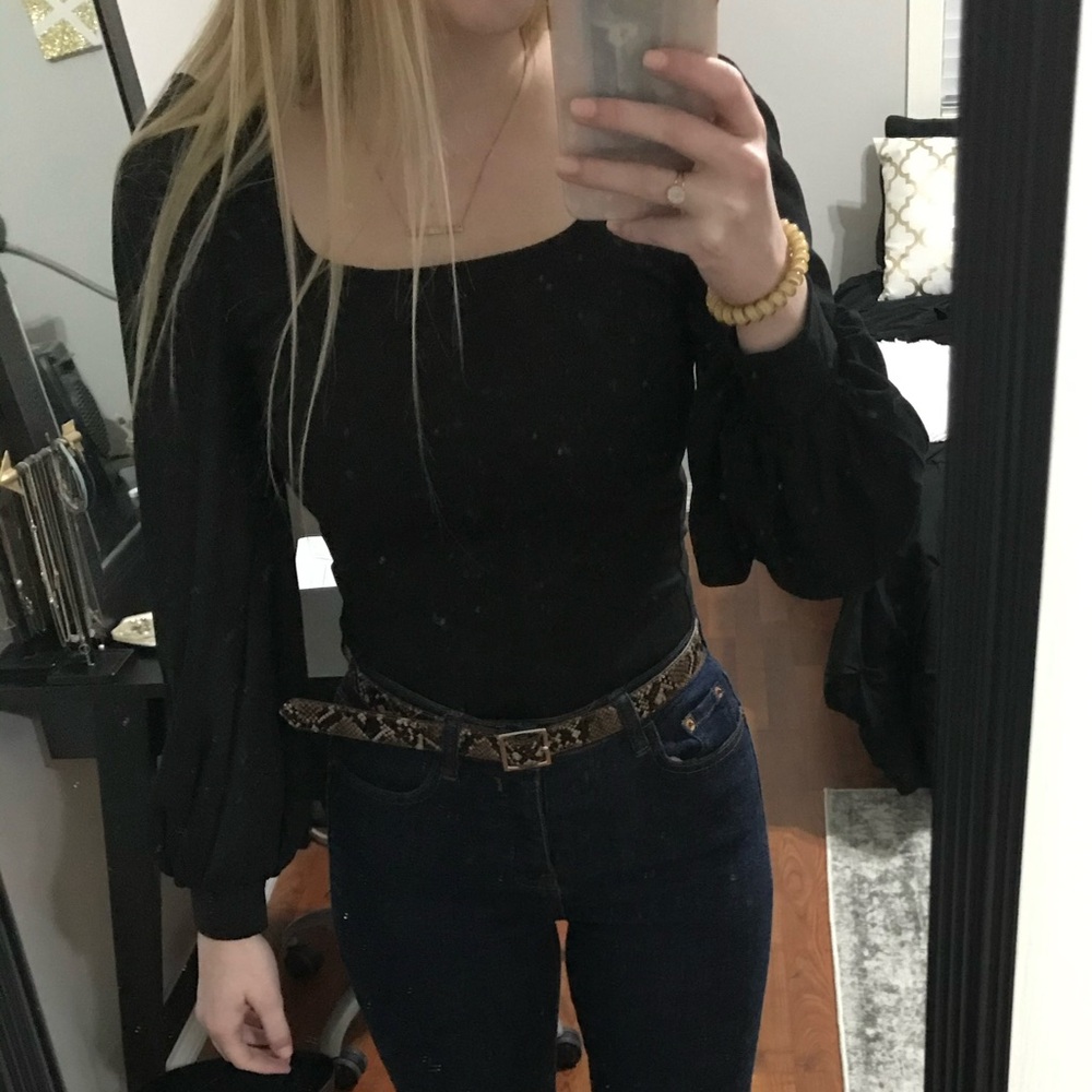 Square neck fitted top